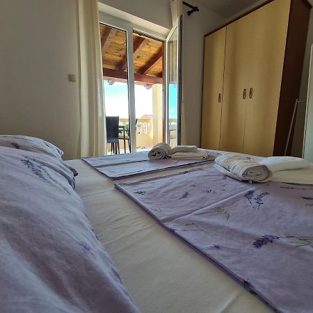 Apartman Karmen Barbat na Rabu Экстерьер фото