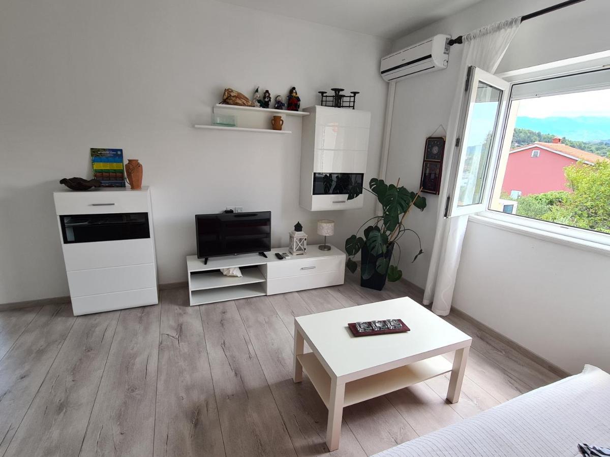 Apartman Karmen Barbat na Rabu Экстерьер фото